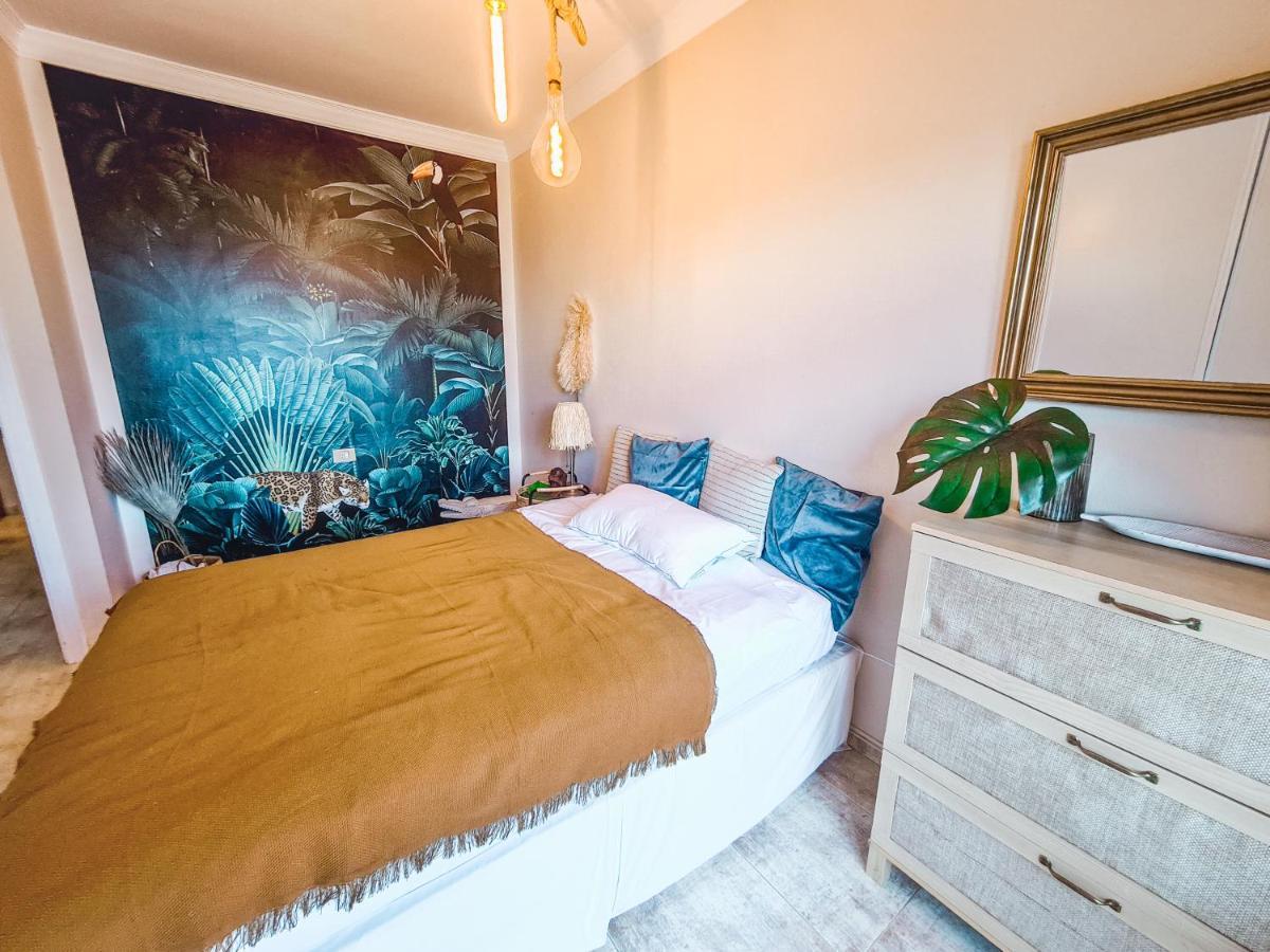 Designer Haus 120qm mit Dachterrasse, tollem Meerblick, Parkplatz, Netflix, Garten Costa Adeje  Exterior foto